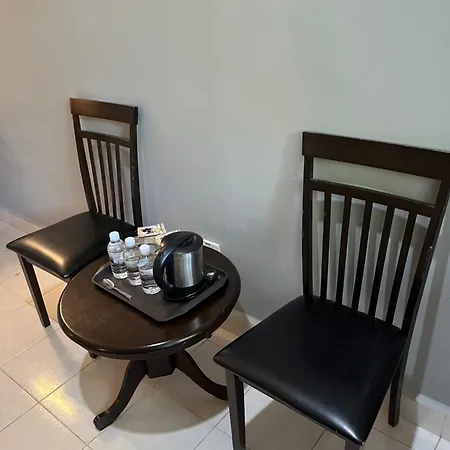 White Lodge Pantai Cenang  Exterior photo